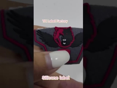 قميص مخصص علامة سليكونية قابلة للغسل 3D رمز سليكون ناعم نقل الحرارة شارة سليكون