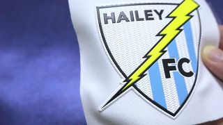 ملصقات نقل الحرارة المصنوعة من مادة TPU المخصصة من المصنع - شارات عالية التردد