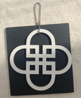 تخصيص العلامة المعلقة التصميم الجديد السعر المنخفض الملابس الملحقات العلامة المعلقة لملابس