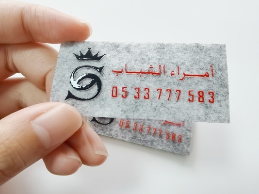 ملصق نقل حرارة سيليكون لامع ثلاثي الأبعاد مطبوع على قماش مخملي للقبعة