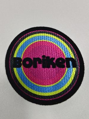 طباعة حرارية مخصصة شعار فلوكينغ البطش الحديدي على نقل الحرارة قميص الفينيل