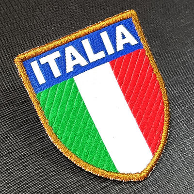 مصنع مخصص درع العلم المطرزة التصحيح مخصصة الملابس التسمية خياطة على شارة الملابس