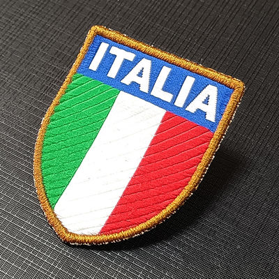 مصنع مخصص درع العلم المطرزة التصحيح مخصصة الملابس التسمية خياطة على شارة الملابس