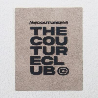 رقعة نص مطاطية ثلاثية الأبعاد مرتفعة لتخصيص العلامة التجارية وشعار الزخرفة على الأكمام والملابس