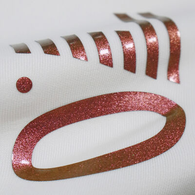 ملصقات نقل حراري من السيليكون المخصصة مع لمعان قابلة للغسل للملابس