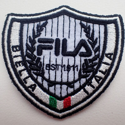 رقع مطرزة صديقة للبيئة مخصصة بألوان وتأثيرات مختلفة مع لاصق صهر ساخن على الظهر