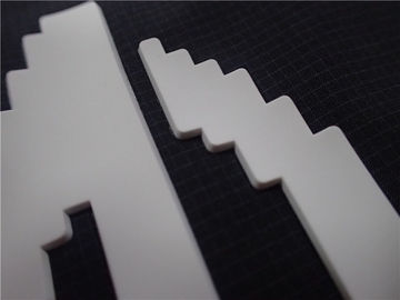 العرف الأبيض سيليكون صب تسميات نقل الحرارة للملابس 0.6MM سمك